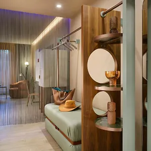 4* Hotell Milan Suite Hotel