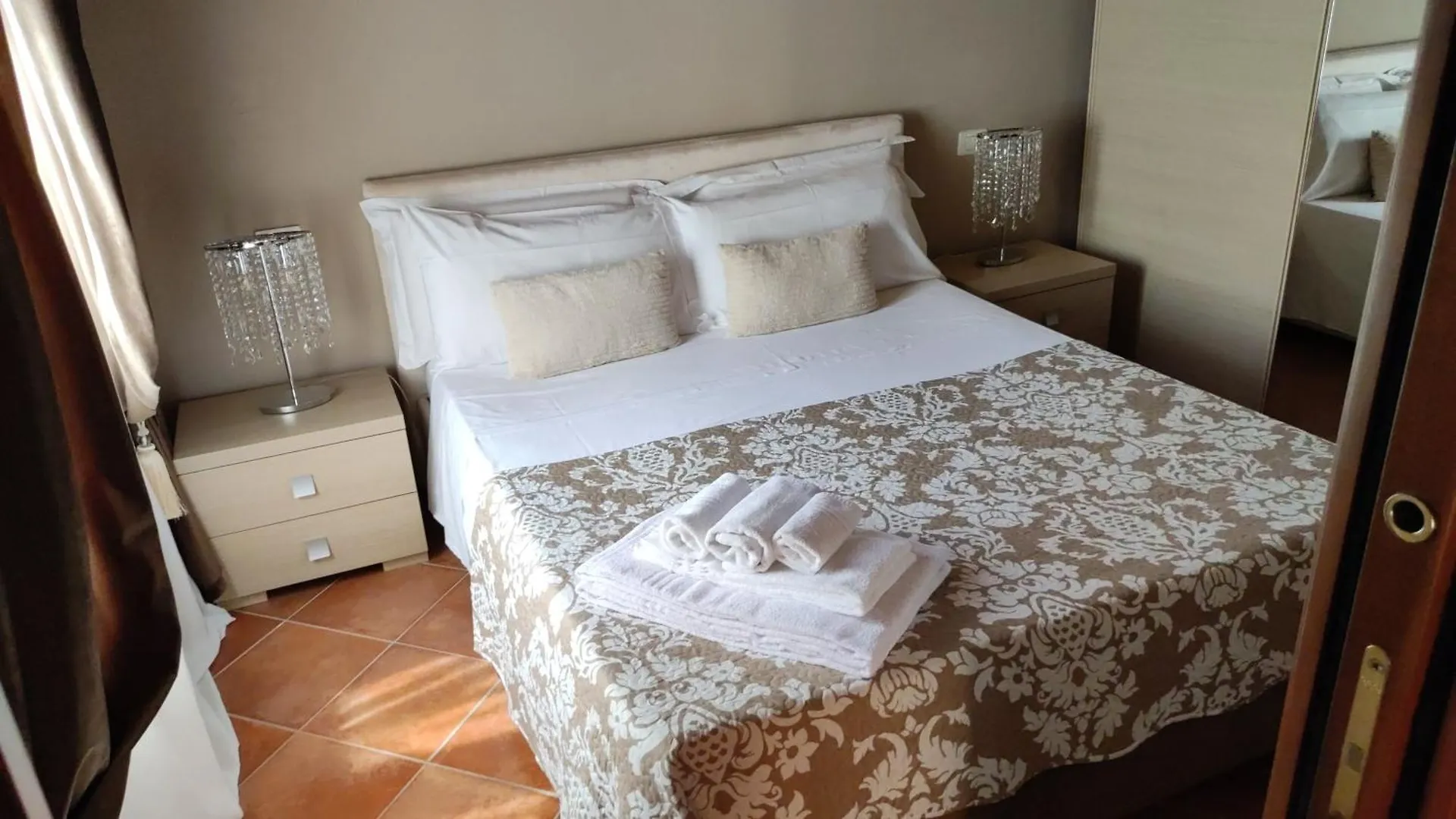 Luxury Suite Sirmione Pensjonat
