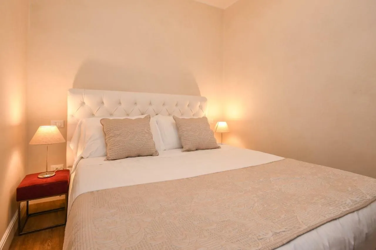 Luxury Suite Sirmione Italy